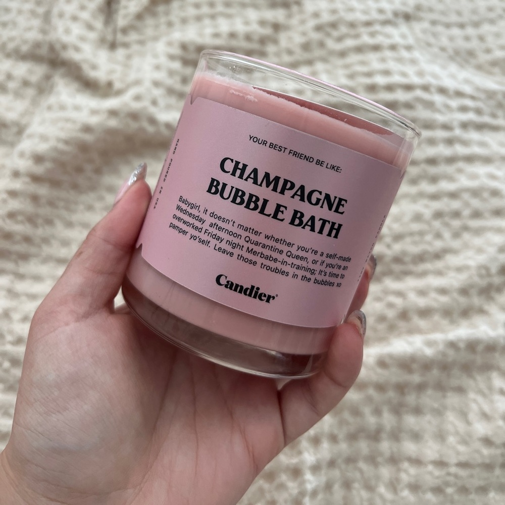 Candier Champagne bubble bath candle